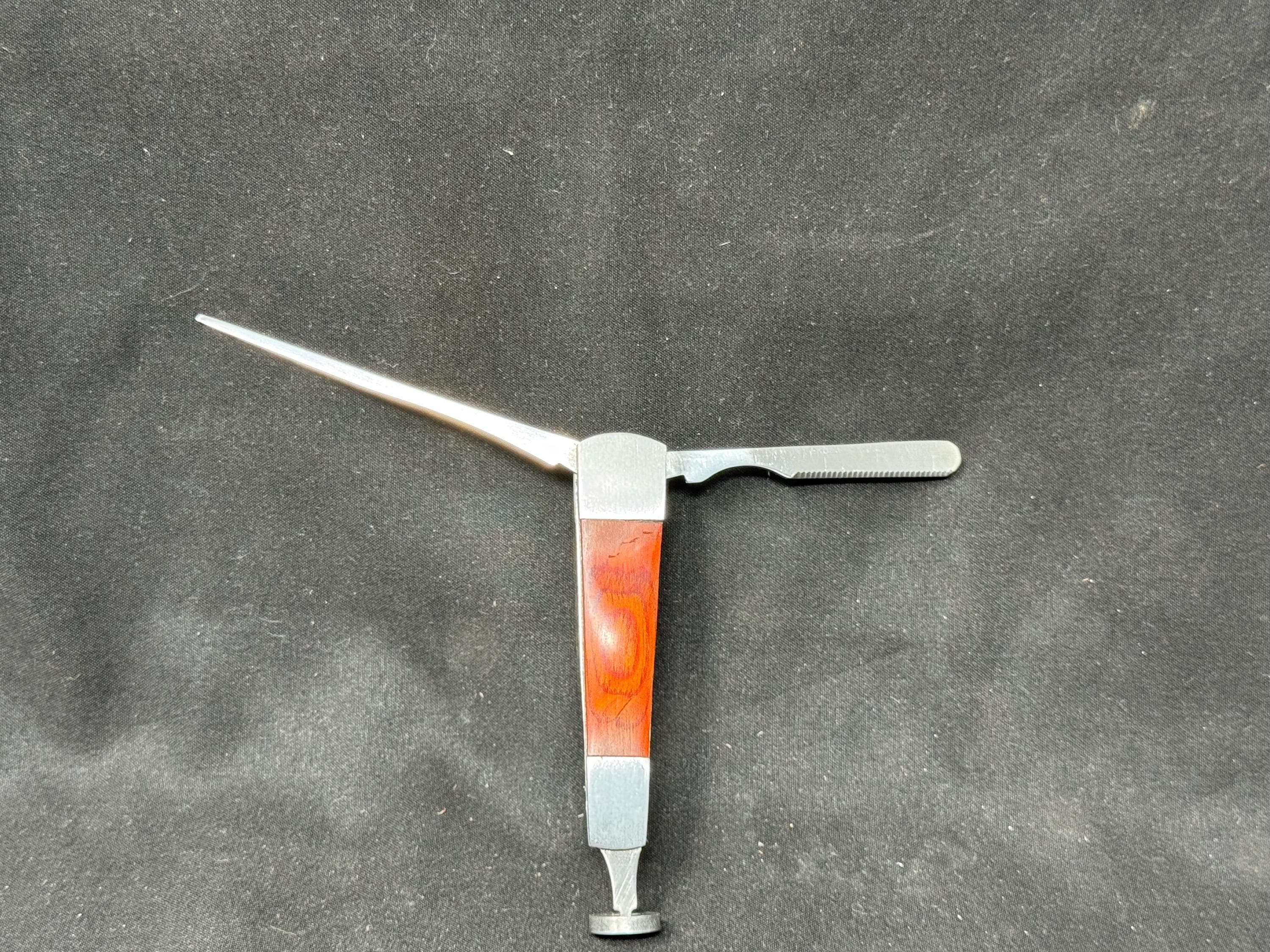 Gentleman's Companion Mid-Century Modernist 3-in-1 Pipe Tool | Wood-Grain Acrylic & Steel