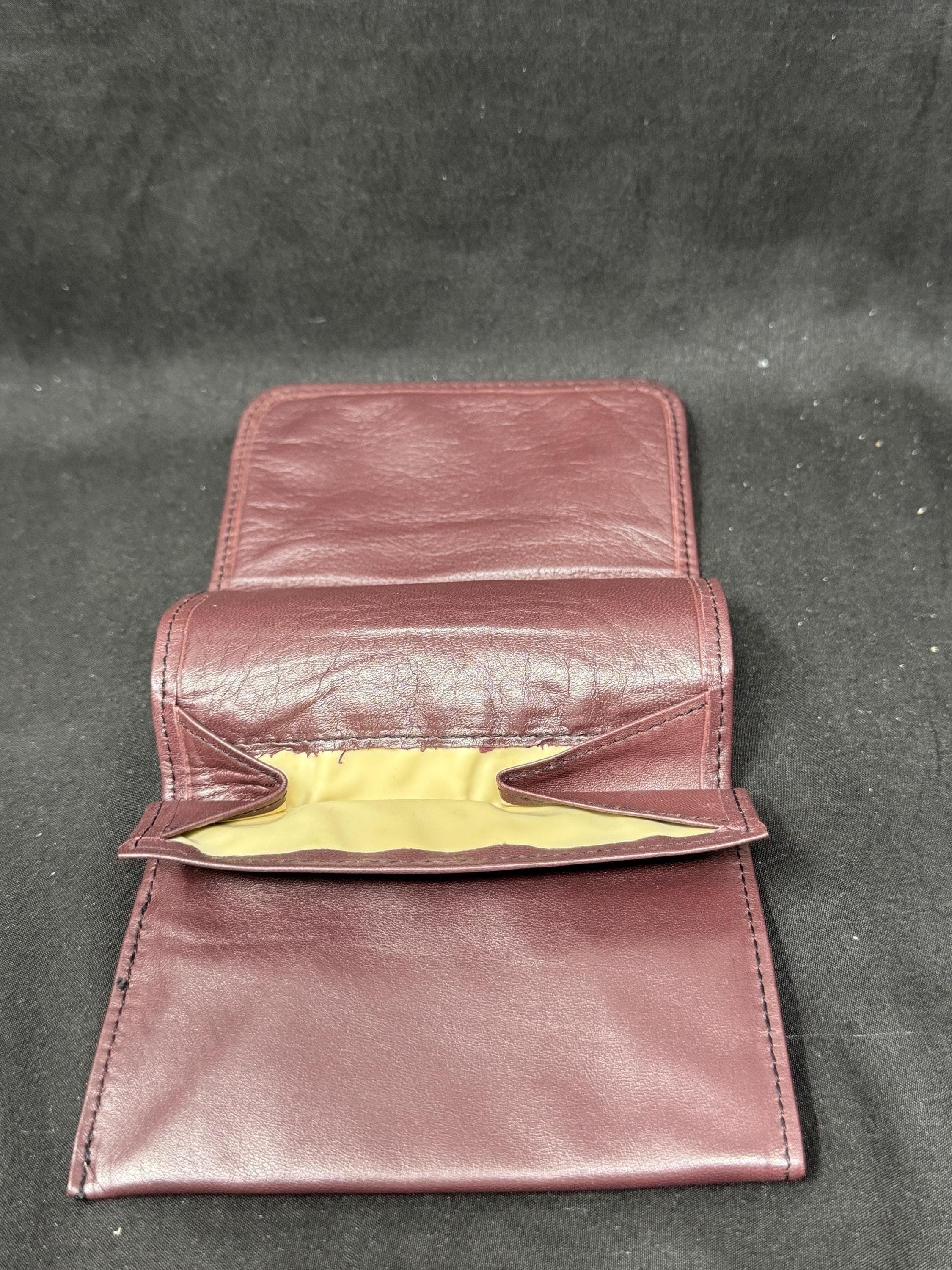 Vintage German Tri-Fold Leather Tobacco Pouch 2oz Tin Capacity – Estate Accessory