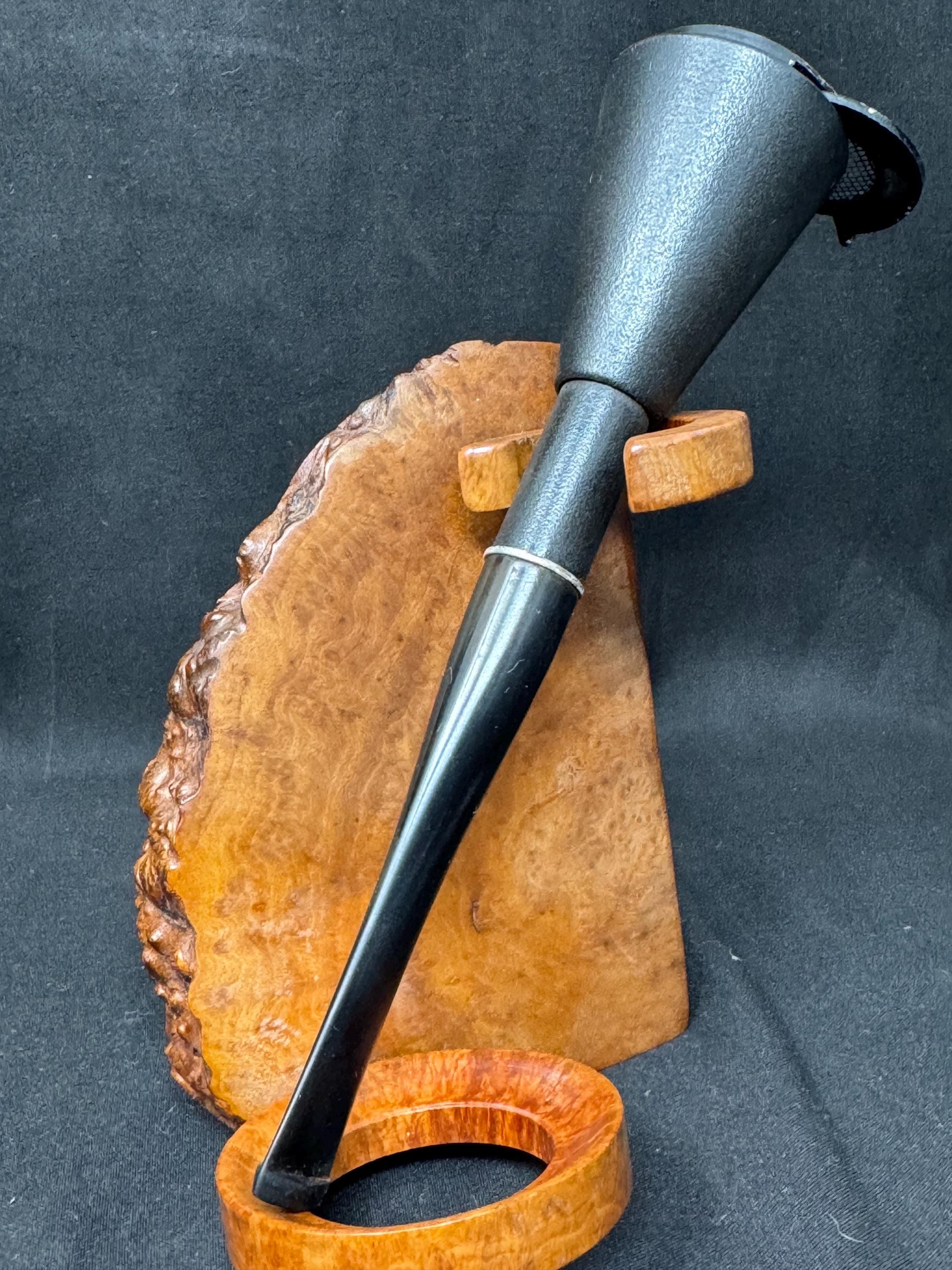 Swiss-Made Pipstar Black Sandblast Estate Pipe - Patented Cooling System